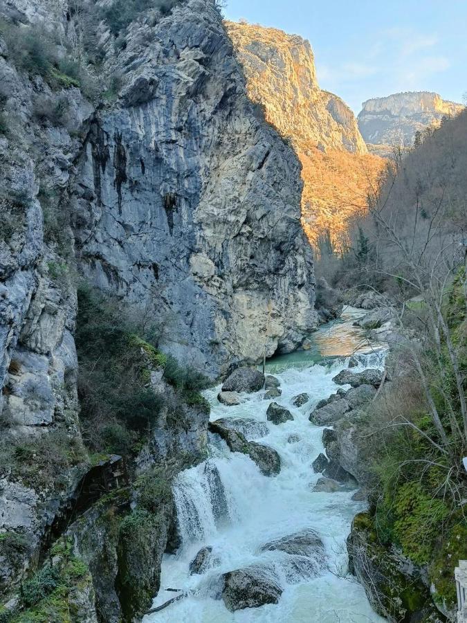 Le Perchoir Du Vercors - Panorama Sur Les Cimes Saint-André-en-Royans Zewnętrze zdjęcie
